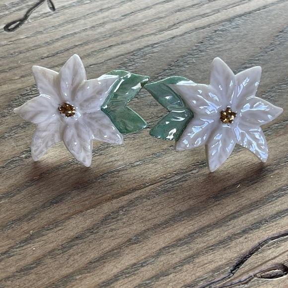 Avon Jewelry - Earrings White Poinsettia Avon Pierced 3/$30